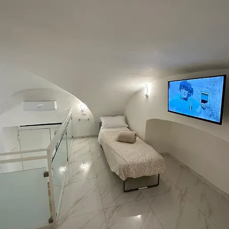 Dimora Nei Quartieri Spagnoli-3