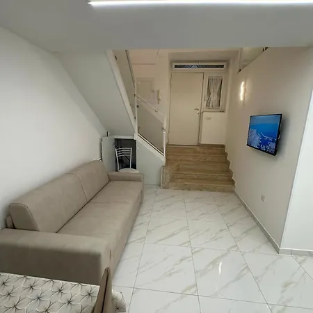Dimora nei Quartieri Spagnoli-3